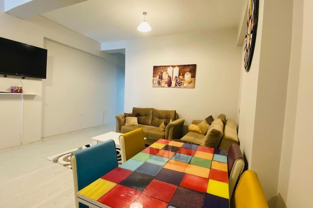 Sisli Pangalti Da 2+1 Jakuzili Lux Daire